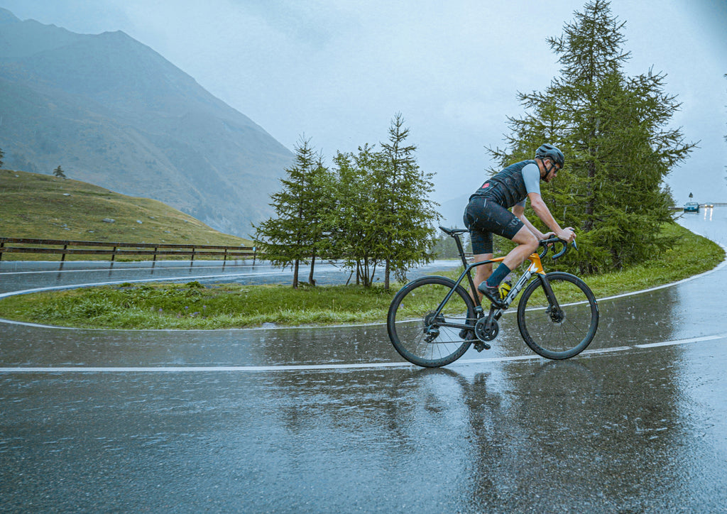 Training Tips For Road Cycling in Winter